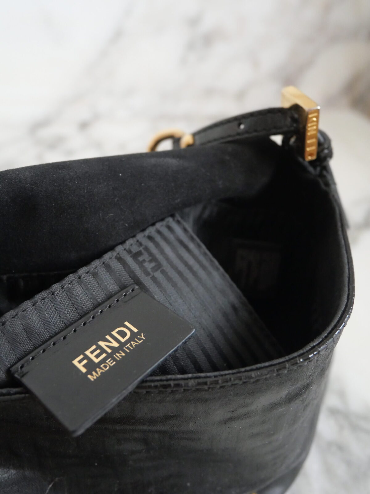 Vintage Fendi Mini Mama Baguette schwarz Gold Schultertasche