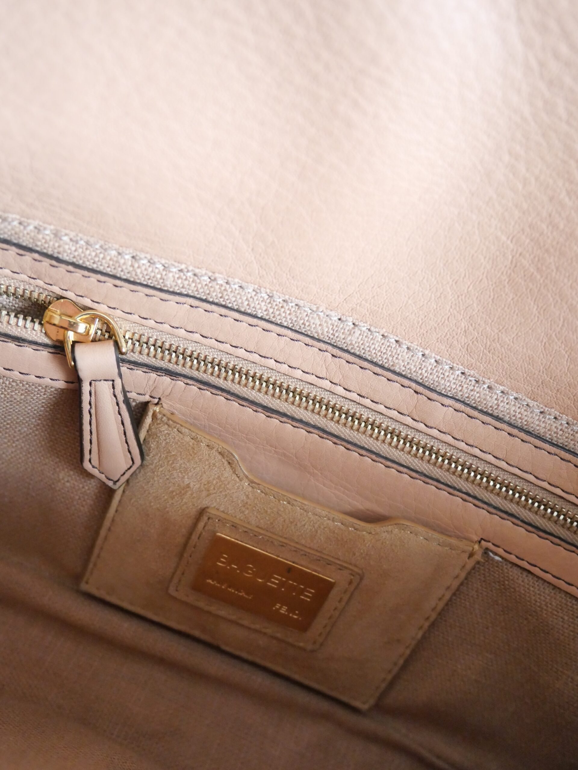 Fendi, Limited Edition Baguette Mania Tasche in Beige/Gold – Luxustaschen.eu