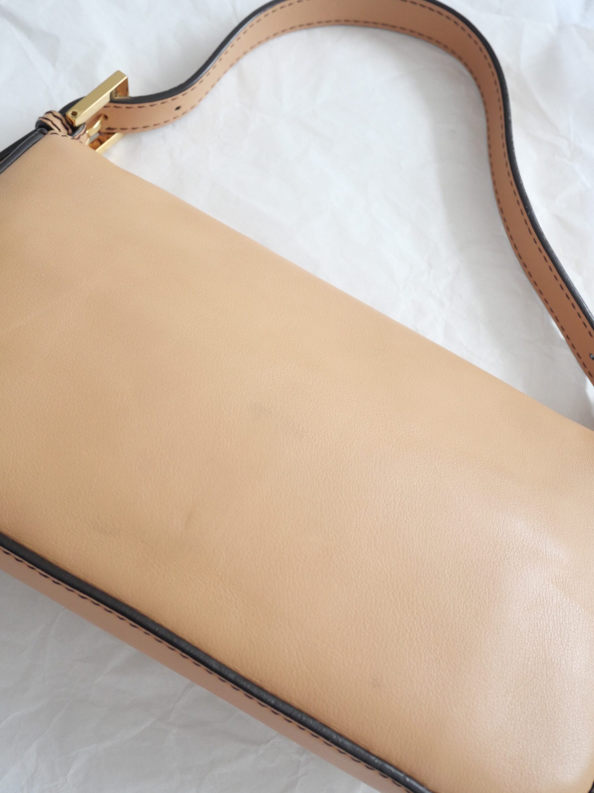 Fendi, Limited Edition Baguette Mania Tasche in Beige/Gold – Luxustaschen.eu